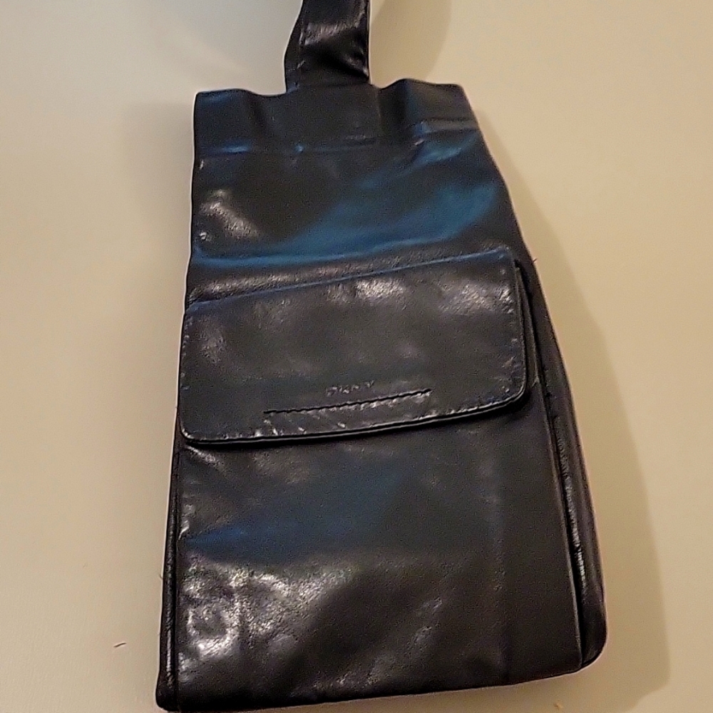 DKNY Crossbody/Messenger Bag
